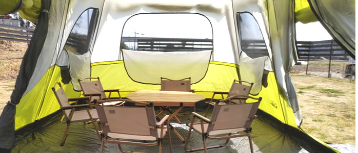 奈良富雄中町の芝スペースでバーベキュー